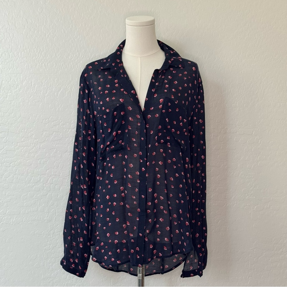 Cloth & Stone Blue and Pink Button Down Shirt